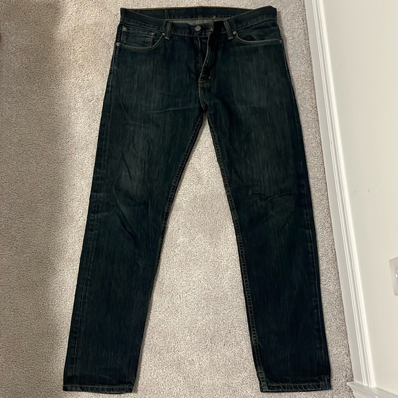 Men’s Levi jeans - Picture 2 of 5